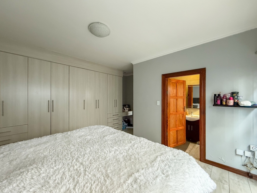 To Let 2 Bedroom Property for Rent in Melodie North West